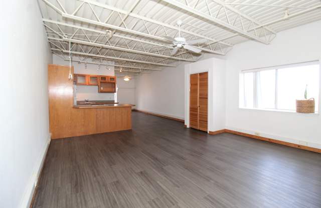 1027 North Molly Court Gallery 3