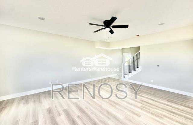 7000 Lake Hill Drive Gallery 2
