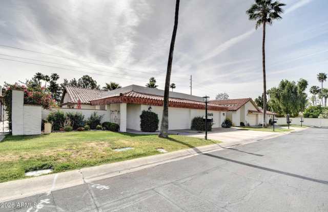 5718 N SCOTTSDALE Road Gallery 2