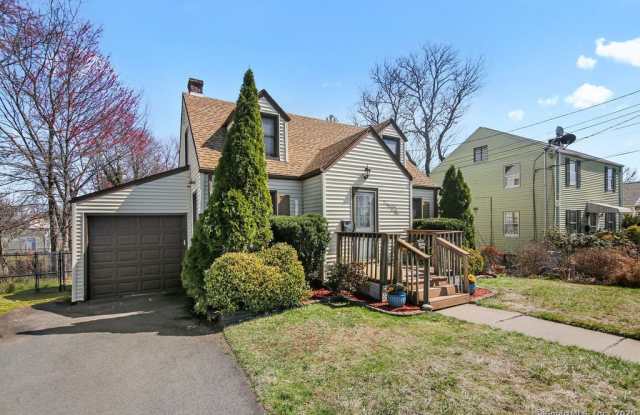 594 South Quaker Lane - 594 Quaker Lane South, West Hartford, CT 06110