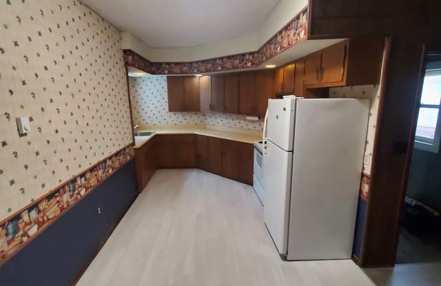 207 1/2 West Garfield Avenue photos photos