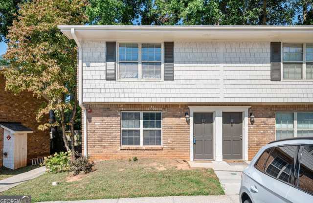 31 Villa Court SE - 31 Villa Court Southeast, Smyrna, GA 30080