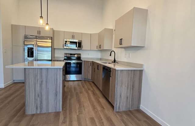3 Bedroom 3 Bathroom Townhomes Gallery 2
