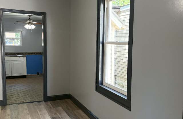431 Albright Street Southeast Gallery 2