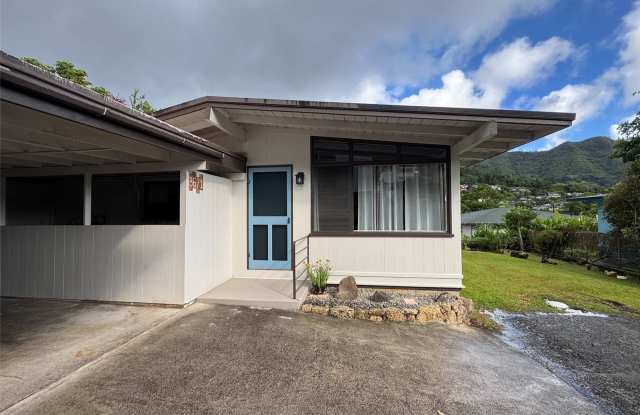 3571 Manoa Road photos photos