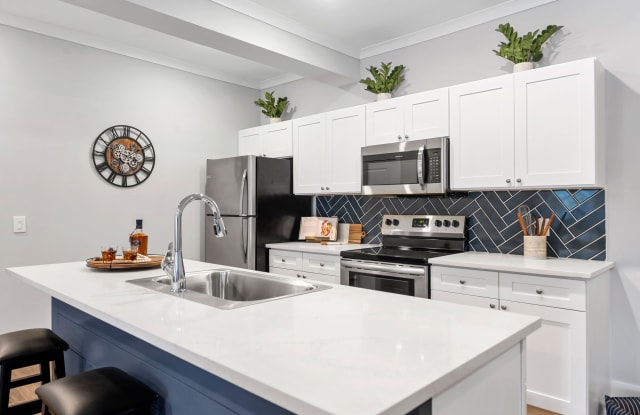 Pointe Grand Daytona photos photos