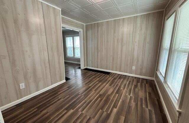 1300 Aberdeen Avenue photos photos