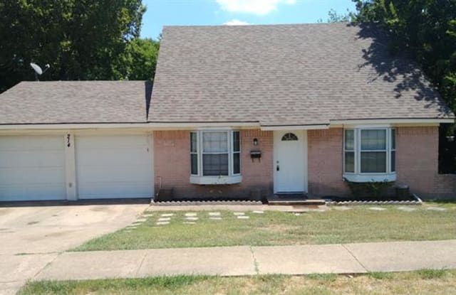 214 Oriole Boulevard - 214 Oriole Boulevard, Duncanville, TX 75116