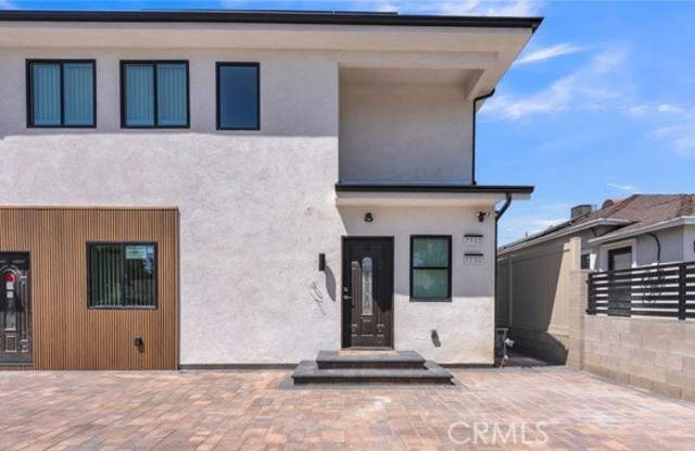 7733 Craner Avenue Gallery 3