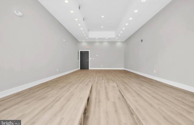 714 CHESTNUT Street Gallery 3