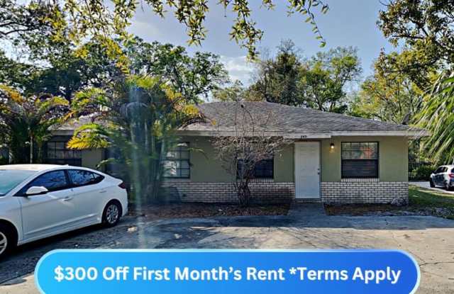 2436 Maple Ave - 2436 South Maple Avenue, Sanford, FL 32771