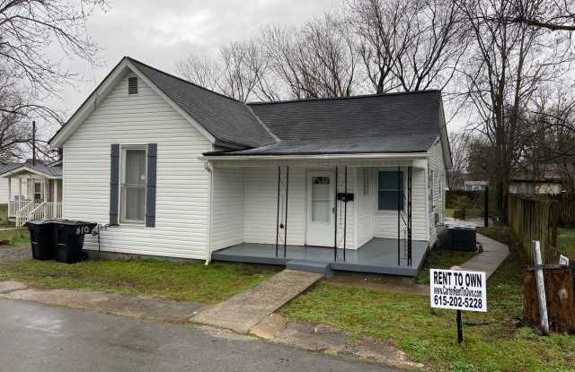Historic 3 bedroom home near courthouse square in Murfreesboro - 810 Lee Street, Murfreesboro, TN 37130
