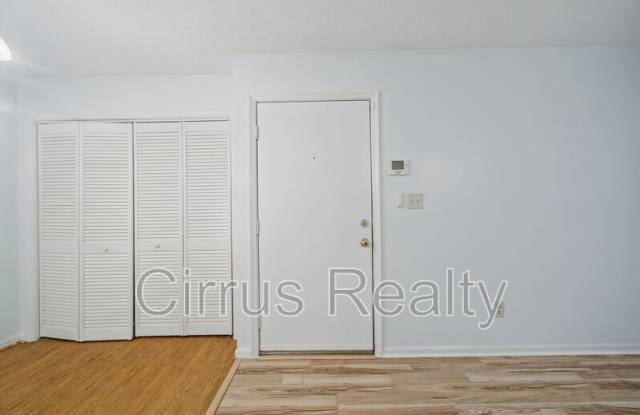 124 Wells Ct Gallery 4