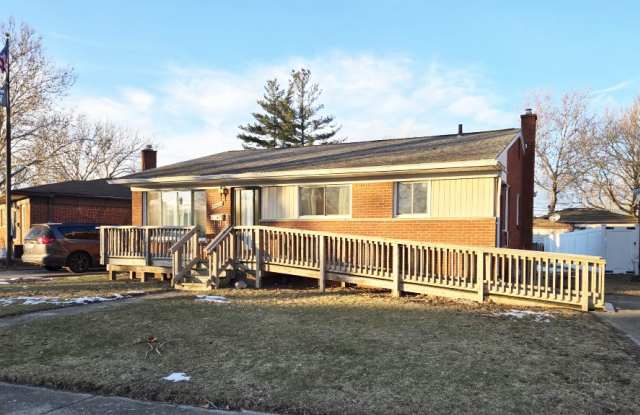 28606 Denise Street photos photos