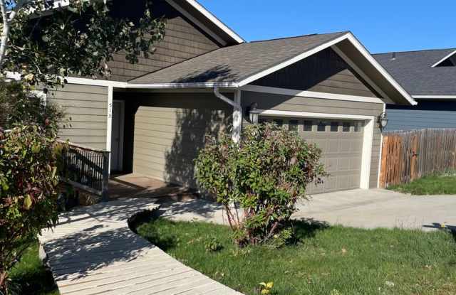 Beautiful 4 bedroom, 3 bathroom home in Palouse Gallery 3