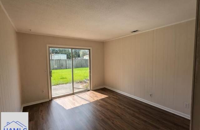 979 Live Oak Drive Gallery 4
