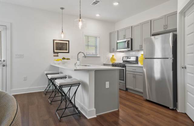 Luxury rental home with elevated amenities! Gallery 3