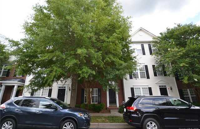 12749 Bullock Greenway Boulevard Gallery 2