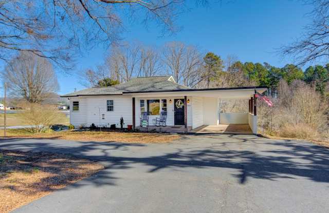 Fully Furnished Modern 3 bedroom Home! photos photos Fully Furnished Modern 3 bedroom Home! photos photos