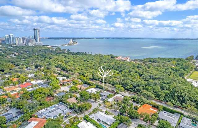 290 E Shore Dr E photos photos