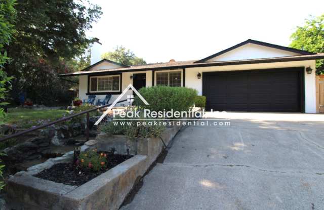 Wonderful Fair Oaks 3bd/2.5ba Home with RV Access! photos photos