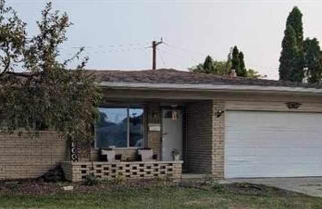 12423 Deming Drive Gallery 1