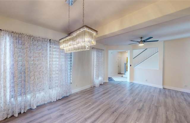 3044 CAMINO REAL Drive S Gallery 4