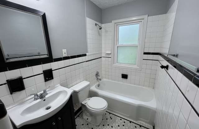 4516 Spencer Gallery 2