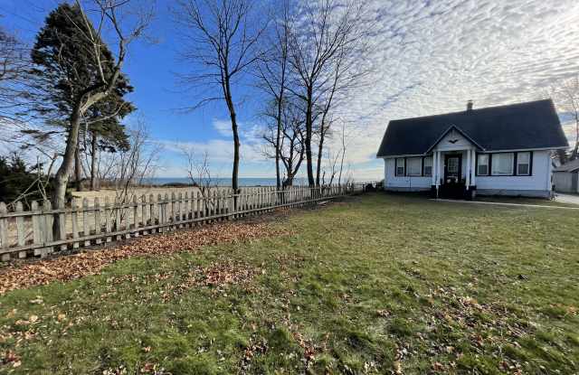 611 16th Pl - 611 16th Place, Kenosha County, WI 53140