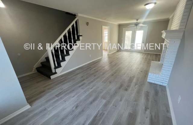 1420 E Penrose Lane Gallery 3