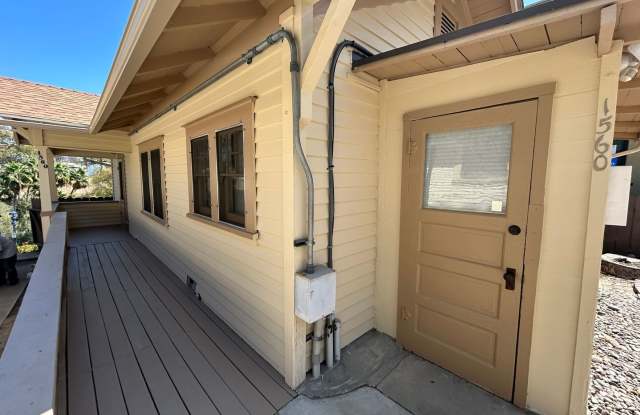 Detached Cottage in Cortez Hills! Gallery 1