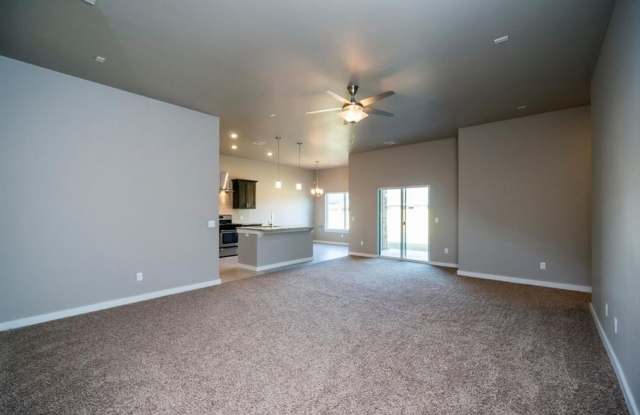 Beautiful 4 Bed Home In Deer Creek Schools Gallery 4