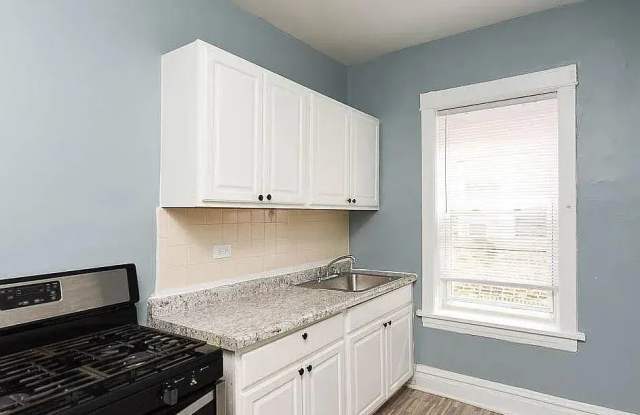 4235 North Lamon Avenue photos photos