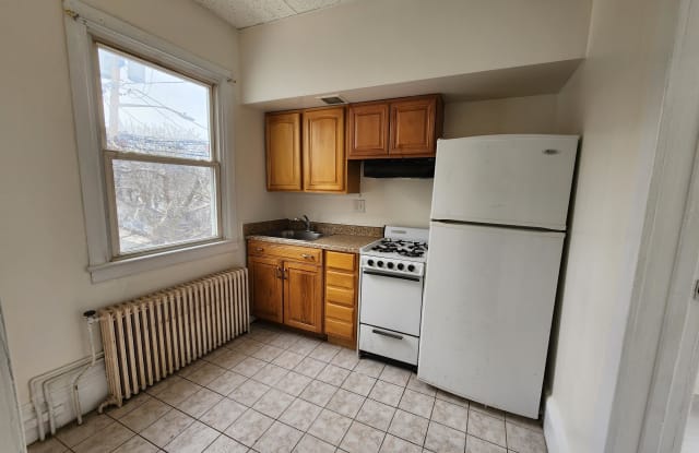 6109 Jackson Street - 2F Gallery 3
