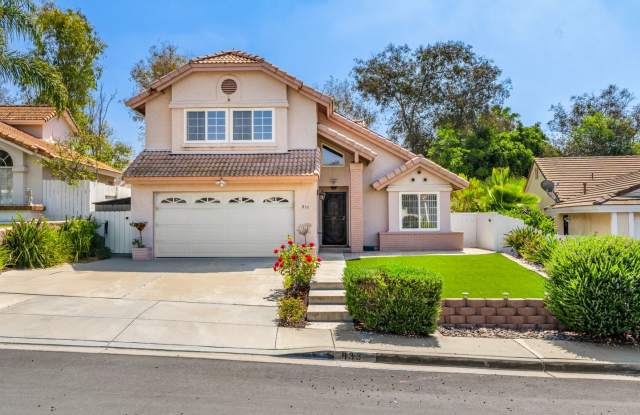 Move in Ready 3bed/3bath, beautiful backyard photos photos