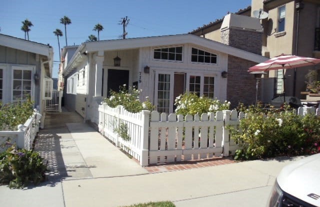 719 Heliotrope Avenue - 719 Heliotrope Avenue, Newport Beach, CA 92625