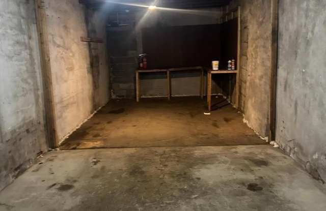 2766 FRANKFORD Avenue Gallery 4
