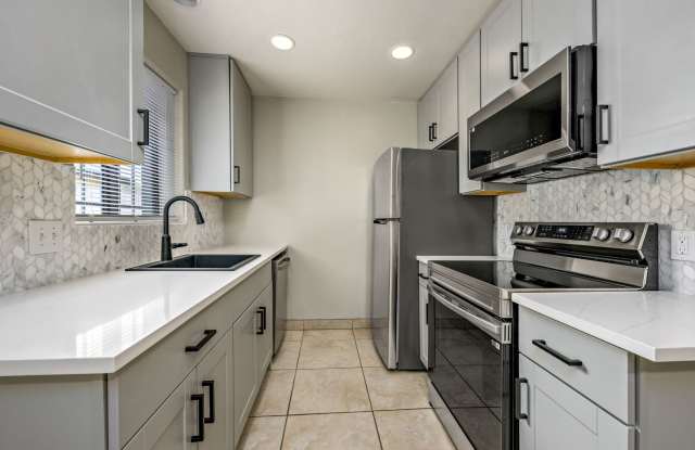 Charming remodeled home near UA photos photos