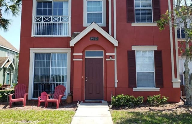 9640 LAKE CHASE ISLAND WAY - 9640 Lake Chase Island Way, Westchase, FL 33626