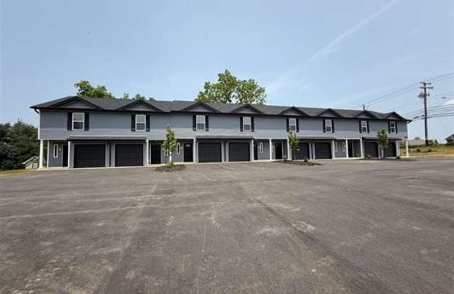 1202 Woodland Drive - 2 photos photos