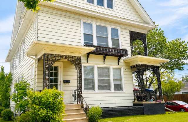 1445 College Avenue - photos photos