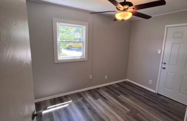 1505 Philo Road Gallery 4
