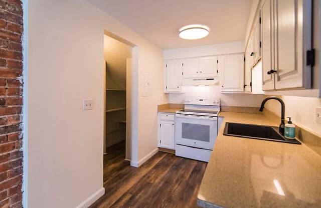 440 Prospect St Apt 1 Gallery 4