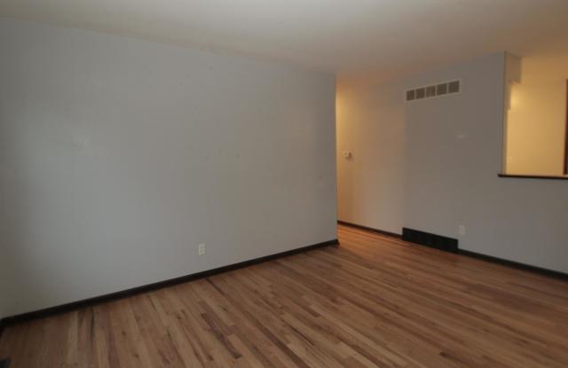 801 West 38th Street North Gallery 3