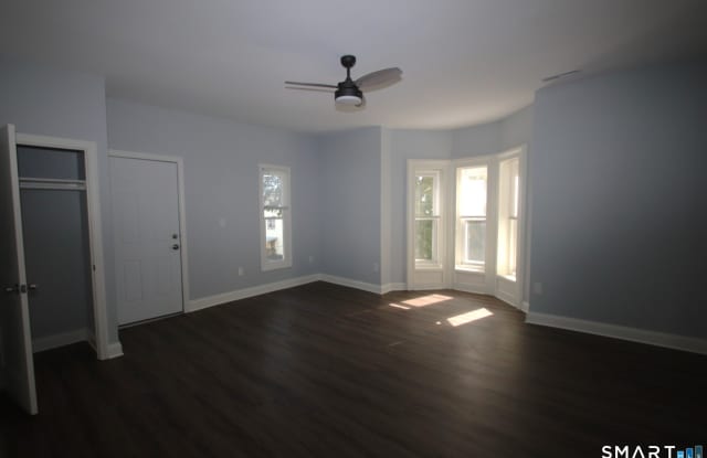 60 Perry Avenue Gallery 2