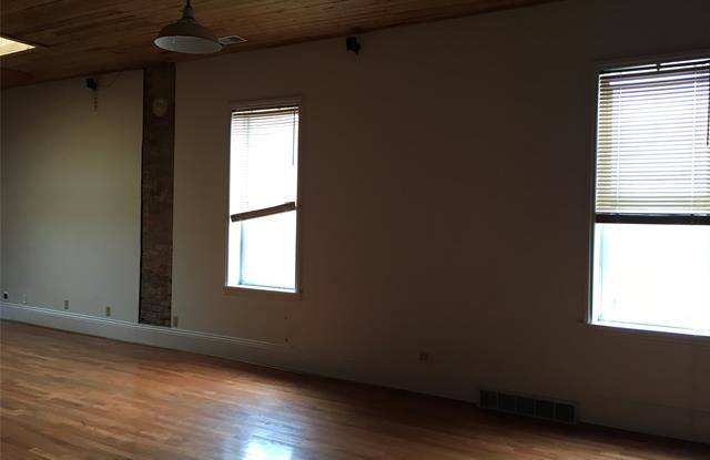 2845 Gratiot Gallery 2