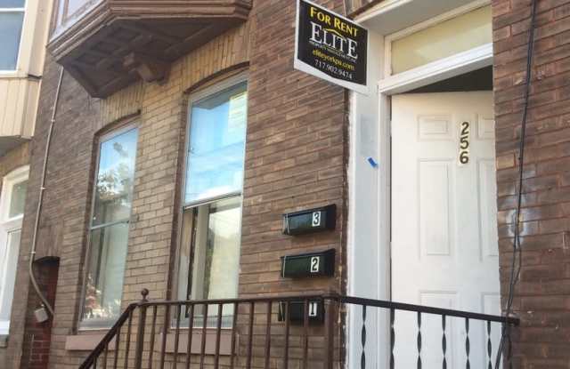 Coming Soon! York City SD 2 bedroom Apt. - 256 East King Street, York, PA 17403