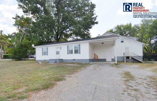 Adorable 2 bd 1 ba home in Shelbyville! Gallery 1