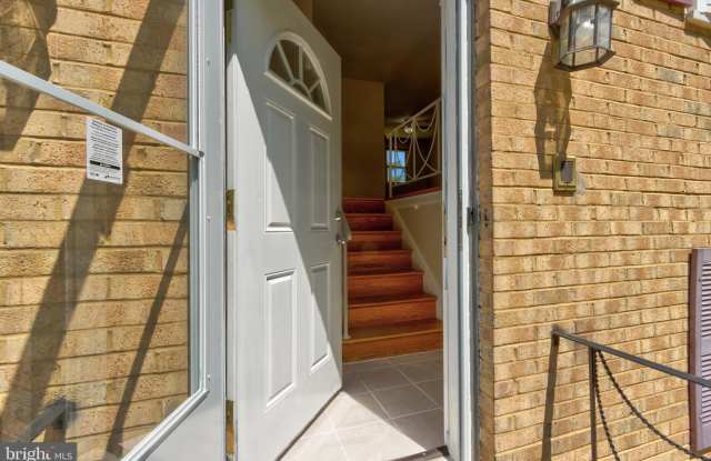 11204 WHITE HOUSE ROAD Gallery 4