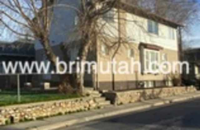 254 E. 700 S. - 2 photos photos